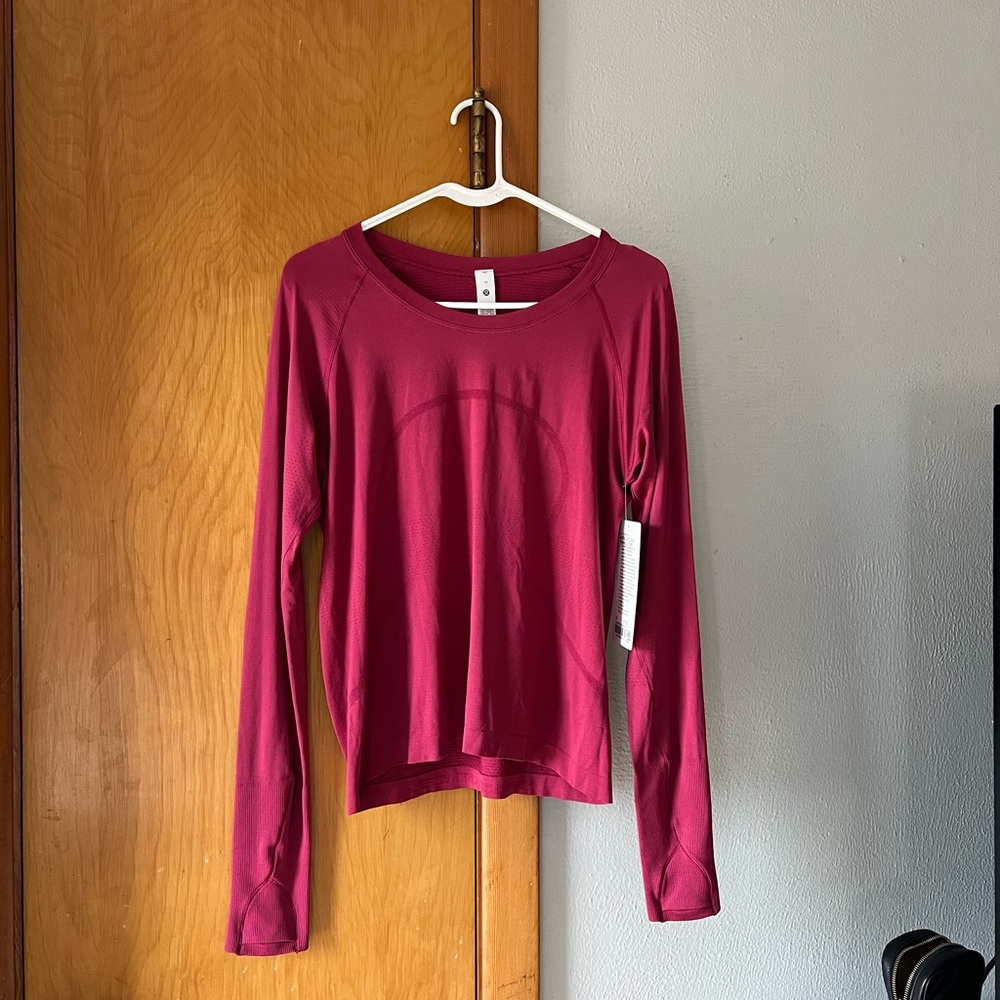 Lululemon Swiftly Tech Long Sleeve 2.0 in Berry Rumble